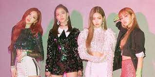 Stylists outfitted these queens in head to toe luxury! Style Behind Blackpink S Ddu Du Ddu Du The Kraze