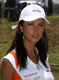Es gibt deswegen nicht wenige männer, die unbedingt eine frau aus lettland kennenlernen möchten. Miss Lettland Wikipedia