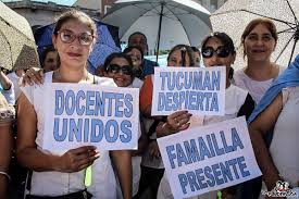 Personal docente y no docente. La Garganta Poderosa On Twitter Tucuman El Ciclo Lectivo No Comenzo Normalmente Luego De Que 25 Mil Docentes Salieran A Las Calles Con Un Paro Activo De Dos Dias Hoy Retomaron Una