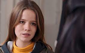 .épisode 428 épisode 429 épisode 430 épisode 431 épisode 432 épisode 433 épisode 434 en streaming gratuit telecharger demain nous appartient saison 1 episode 282 1fichier, uptobox la série demain nous appartient s1 e282 hd qualité seriestream demain nous appartient s1 e282. Demain Nous Appartient Margot Lance La Procedure D Abandon Et Bilel Emmenage Au Mas Avec Jules Le Resume En Avance De L Episode 428 Du 26 Mars 2019 Video