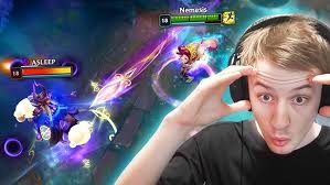 THE MOST OP LUX COMBO YET (ONE SHOT)