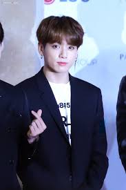 Pin By Paula Iglesias On My Mother Jeon Jungkook Jungkook Awards Ceremony Korean Drama