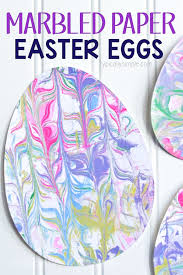 Making easter card making fun and easy (and of course pretty). Shaving Cream Marbled Paper Easter Eggs Typically Simple