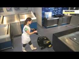 Karcher Br 35 12 Bp Akulu Zemin Temizleme Makinasi Youtube