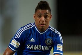 Rúben dos santos gato alves dias, known as rúben dias is a portuguese professional footballer who plays for benfica and the portugal national team as a defender. Talent Aus Brasilien Wallace Vor Wechsel Zu Chelsea