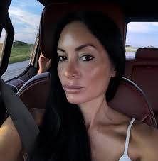 Loving life is part of my love to Jesus , it was another awakening in my  life thanks to Charlie ❤️ , #lovejesus #lovemyjourney #loveeverypartofit  #lovemylife #dotherightthing ( sorry I'm serious but