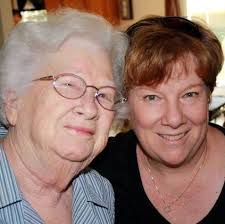 Deborah Essary's Instagram, Twitter & Facebook