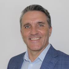 David Crosswell's Instagram, Twitter & Facebook