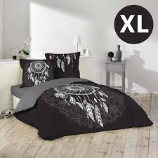 Une Parure Ethnique Composee D Une Housse De Couette 240x260cm Et De 2 Taies D Oreillers Agrementee D Un Motif Housse De Couette Parure De Lit Couettes De Lit
