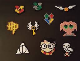 Articles Similaires A Harry Potter En Perles Hama Perles A Repasser Pixel Ar Articles Harry Potter Perler Beads Christmas Perler Beads Hama Beads Design
