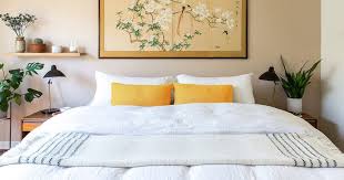 This fitted sheet from mellanni is made from 100% polyester microfiber to give it super softness and high durability. The Best Linen Bed Sheets Brooklinen Parachute More 2020 The Strategist New York Magazine