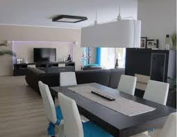 Couch, küche, wc verfügbar, sowie geschirrspüler und kühlschrank. 4 Zimmer Wohnung Billstedt Mieten Homebooster