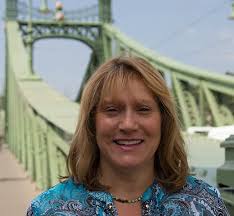 Healing Through Love : Overman, Lisa: Amazon.de: Books