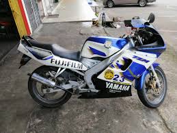 Foto del frontal de la moto yamaha tzr 50 race replica Yamaha Tzm 1996 Motorbikes On Carousell