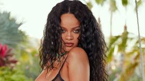 Rihanna enloqueció a todos con fotos en ropa interior | Exitoina