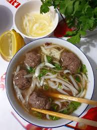 Phở Bo Vien Soupe Vietnamienne Nouilles De Riz Et Boulettes De Viande Soupe Vietnamienne Nouilles De Riz Recette Asiatique