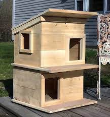 Cat House Outdoor Cat Shelter Condo For Your Rescue Cat Comfy Insulated For Your Kitten The B Katzen Haus Katzenhaus Tierheim