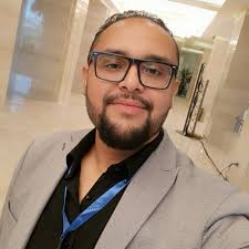 Anyone from EU with lag issues? I get stable 30ms ping in town, but in maps  it jumps all over the place from 30 to 900ms or even 15000 with disconnect.  This