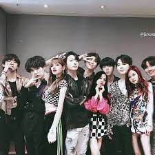 I don't think bp are anywhere near bts level right now. 340 Ideas De Bts X Black Pink Parejas Pareja Ulzzang La Pareja Perfecta