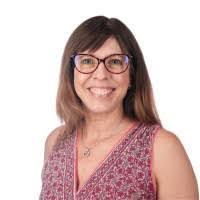 Leann Klein's Instagram, Twitter & Facebook