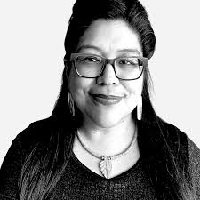 Tara Gatewood's Instagram, Twitter & Facebook