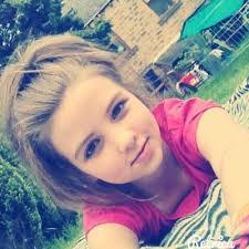 Emily Atherton's Instagram, Twitter & Facebook