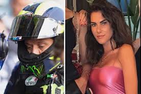 Acabó al frente en el primer entrenamiento libre en assen en motogp. Valentino Rossi Girlfriend Posts Glamorous Picture As Motogp Ace Struggles In Assen Usa Sportsradar