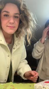 maddison lopez (@maddisonlopezzzz)