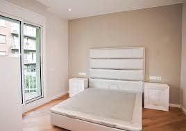 Da qualche tempo ho proprio il desiderio di cambiare il look alla mia camera da letto. Colori Pittura Camera Da Letto
