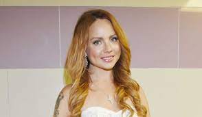 Marina sergeyevna maksimova, better known under her stage name maksim is a russian singer, songwriter and music producer. Ppxezqku Ek9fm