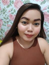 Anna Aguado's Instagram, Twitter & Facebook