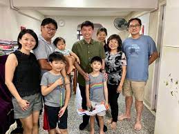 Singaporeans want to watch parliamentary debates streaming on youtube live . Glad To Meet Residents Of Blk 206 At Chee Hong Tat å¾èŠ³è¾¾ Facebook
