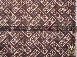 Motif batik ini merupakan motif tertua yang ada di banyuwangi. Kain Batik Motif Klasik Anyaman Thebatik Co Id