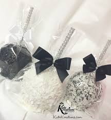 Black And White Candy Black White Candy Apples By Kutekreations Com White Candy Bars Black Candy Apples Birthday Bar