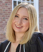 Chelsea Pike's Instagram, Twitter & Facebook