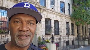 follow the sound: 226 St. James Place aka home of Christopher Wallace