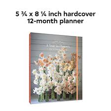 It's called a year in flowers and contains my own images with one floral on each page. Floret Farm S A Year In Flowers 2021 12 Month Planner Gardening For Beginners Photographic Weekly Agenda Floral Design And Flower Arranging Yearly Calendar Pricepulse