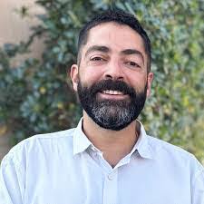 Gino Benjamin's Instagram, Twitter & Facebook