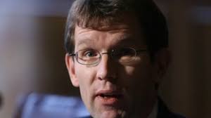 Euro je blízko nadhodnocení, zpevňování může podkopat unijní růst — ČT24 —  Česká televize