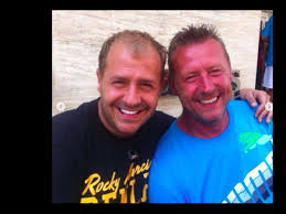 Frank fussbroich platzt deshalb am rande des friedhofs der kragen. Willi Herren 45 Bruder Bricht Schweigen Uber Familie Eklat Nicht Immer Reine Wahrheit