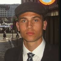 30+ "Jonas Cohen" profiles