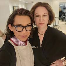 Renée Fleming's daughter Amelia Ross is no stranger to Vartali Salon, now a  beautiful Doctor Amelia with beautiful hair. Many thanks to  @michael.stinchcomb @mikageudelakian @vartalisalon #vartalisalon #hairsalon  #Haircolor #Haircut #hairinfluencer ...