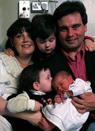 From his first job on farming ulster to the bright lights of breakfast television, eamonn celebrates as he looks back at 35 years in 'the biz'. How They Met Eamonn Holmes Ruth Langsford Kept Their Love Secret