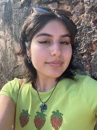 Nina Davalos's Instagram, Twitter & Facebook