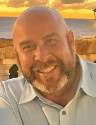 Scott Benson's Instagram, Twitter & Facebook