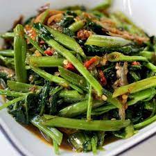 Tasty kangkung belacan,quick & easy kangkung recipe,stir fry kangkung (water spinach) with belacan resep tumis kangkung belacan gurih pedas merupakan resep yang wajib anda coba. Resepi Kangkung Goreng Belacan Ketuk Ketuk Ramadan Facebook