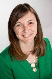 Shari May's Instagram, Twitter & Facebook