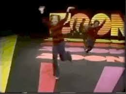 Https Encrypted Tbn0 Gstatic Com Images Q Tbn And9gctyflrlie3hqzpl1iqiqhm2 Rwt7v0pukafmq Usqp Cau Funny zoom backgrounds that will have you laughing. 2