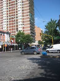 Bandas en vivo, alta cocteleria y una calida atención hacen que barrio mitre sea un bar que no podes dejar de conocer!!! Villa Urquiza Wikipedia