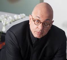 AMERICAN EXPRES S I O N S